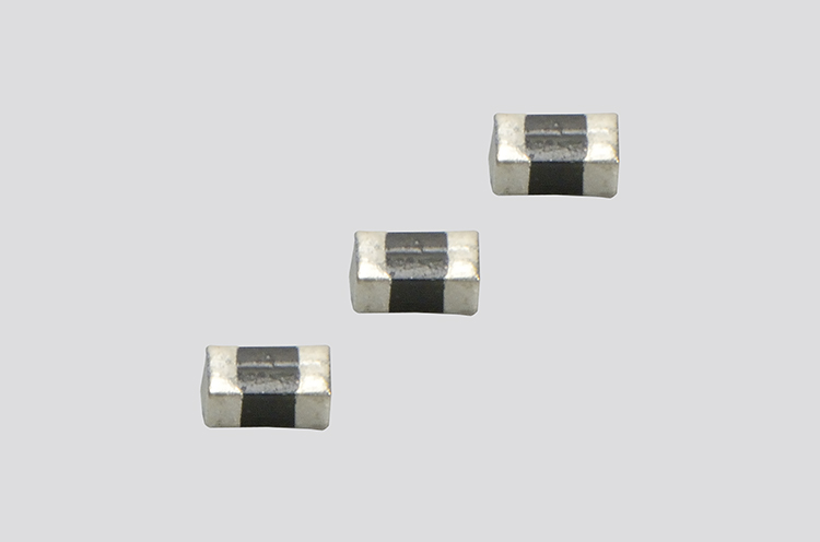 KT Thermistor (high accuracy, SMD chip type)